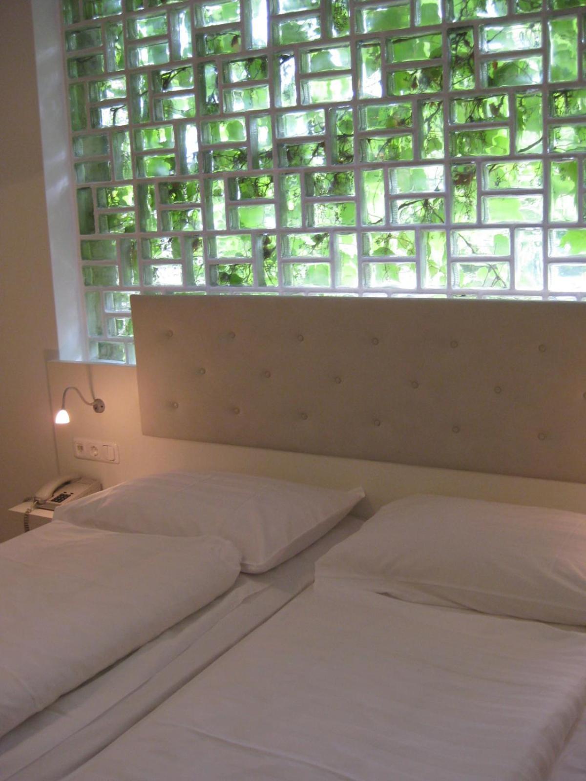 Dom Hotel Линц Экстерьер фото
